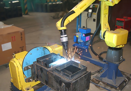 Krosnių ir kūryklų suvirinimo robotas