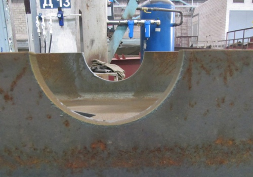 3D dvitėjinių sijų pjovimo robotas