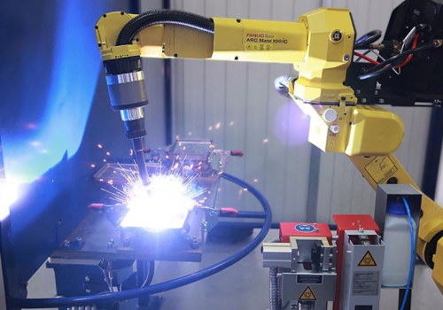 Kolektorių suvirinimo robotas