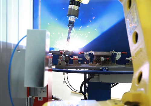 Kolektorių suvirinimo robotas