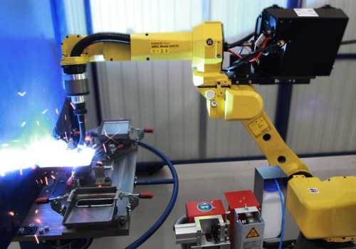 Kolektorių suvirinimo robotas