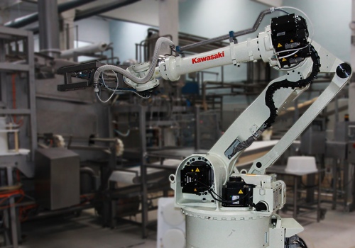 Sūrio formų pakrovimo ir iškrovimo robotas