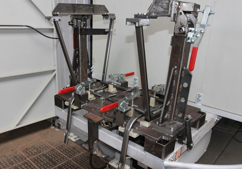 Kėdžių karkasų suvirinimo robotas