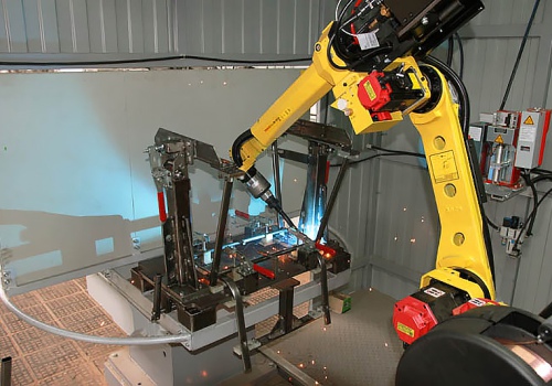 Kėdžių karkasų suvirinimo robotas