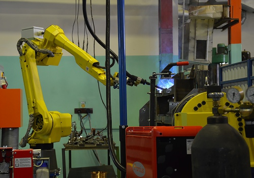 Rėminių konstrukcijų suvirinimo robotas