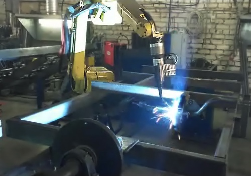 Lovų rėmų suvirinimo robotas