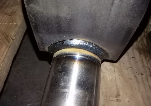 Gembių suvirinimo robotas