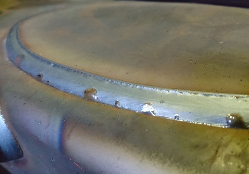 Sukamojo vežimėlio rėmo suvirinimo robotas