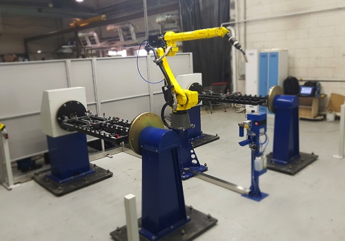 Baldų karkasų suvirinimo robotas