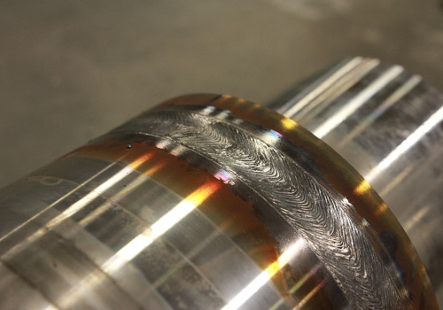 Hidraulinių cilindrų suvirinimas su kaitinimu