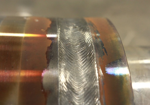 Hidraulinių cilindrų suvirinimas su kaitinimu