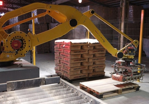 Cemento maišų paletavimo robotas