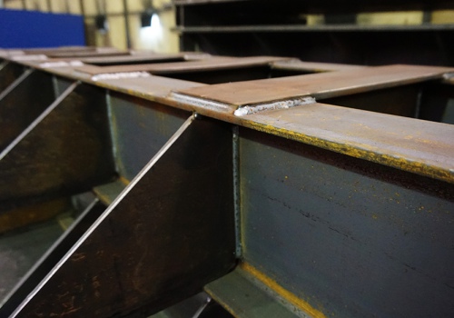 Atraminių sijų suvirinimo robotai