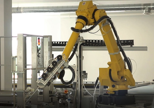 Klijų padengimo robotas