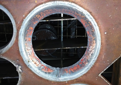 Nuožulnų nuėmimo ir dujinio 3D pjovimo robotas