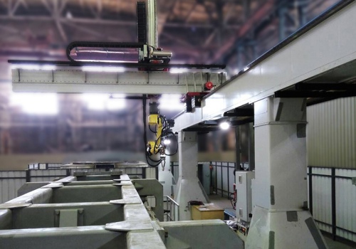 Konsolinio tipo gaminių suvirinimo robotas