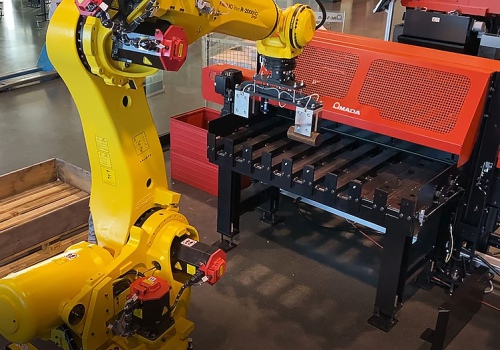 Srieginių gaminių iškrovimo robotas