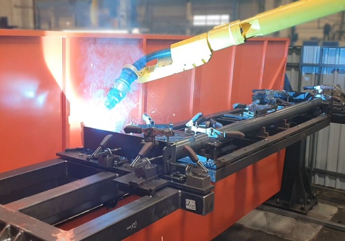 Ritinėlių atramų suvirinimo robotas