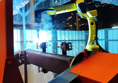 Pjaunamojo dvigubo piršto suvirinimo robotas