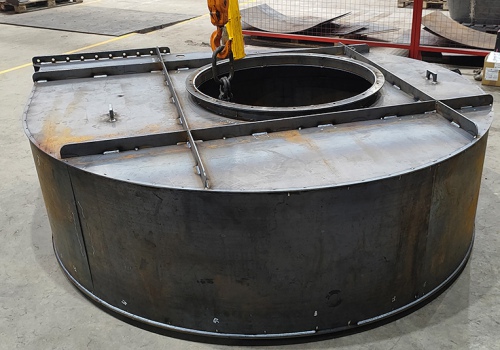 Ventiliatorių korpusų suvirinimo robotas