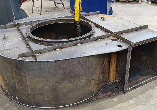 Ventiliatorių korpusų suvirinimo robotas