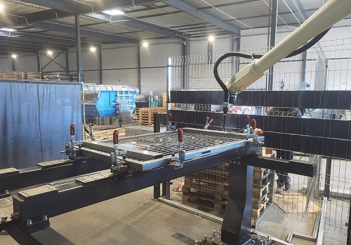 Užtvarų suvirinimo robotas