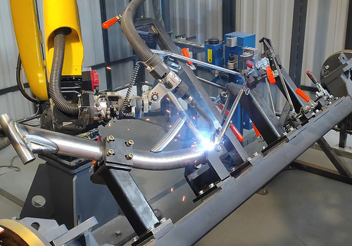 Dviračių rėmų suvirinimo robotas