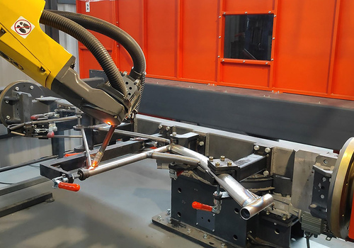 Dviračių rėmų suvirinimo robotas