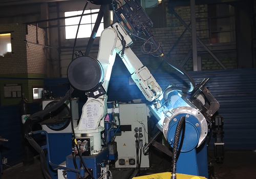 Šachtų tvirtinimo atramos suvirinimo robotas