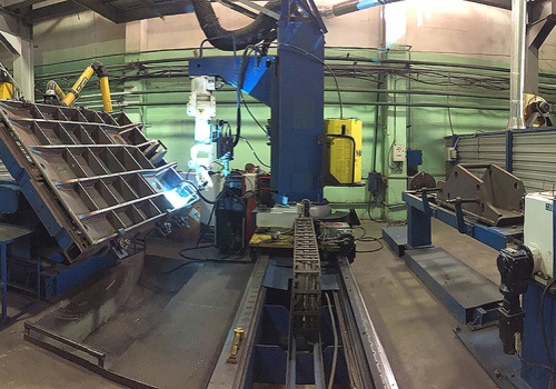 Šachtų tvirtinimo suvirinimo robotas